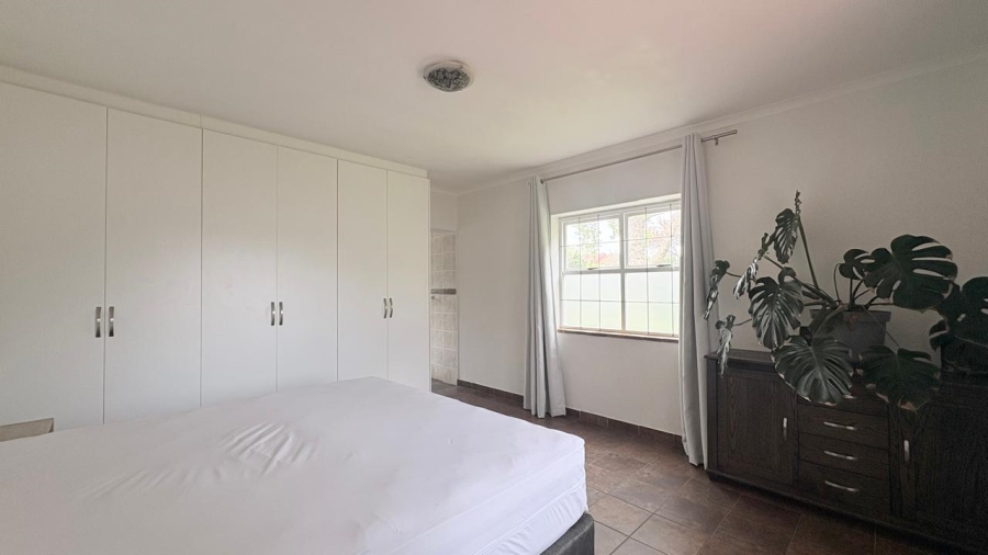 To Let 3 Bedroom Property for Rent in Meadowridge Western Cape